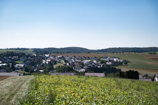 Landschaft um die Gemeinde Ittlingen